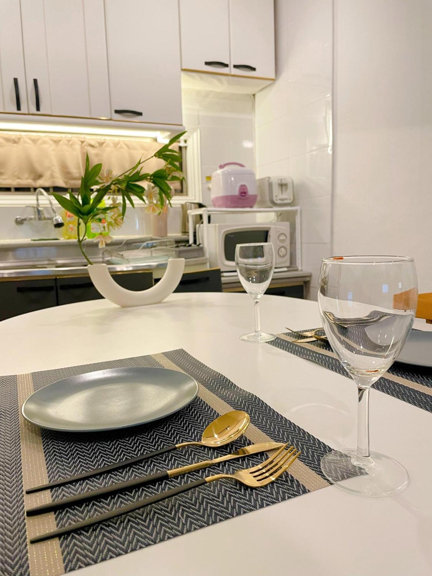 Gnb House L 2min Hongdae St L 2r1b L Cozy & Sweet Seoul