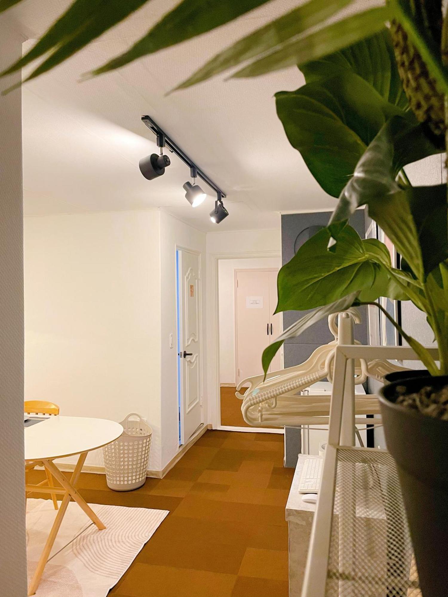 Gnb House L 2min Hongdae St L 2r1b L Cozy & Sweet Apartment Seoul